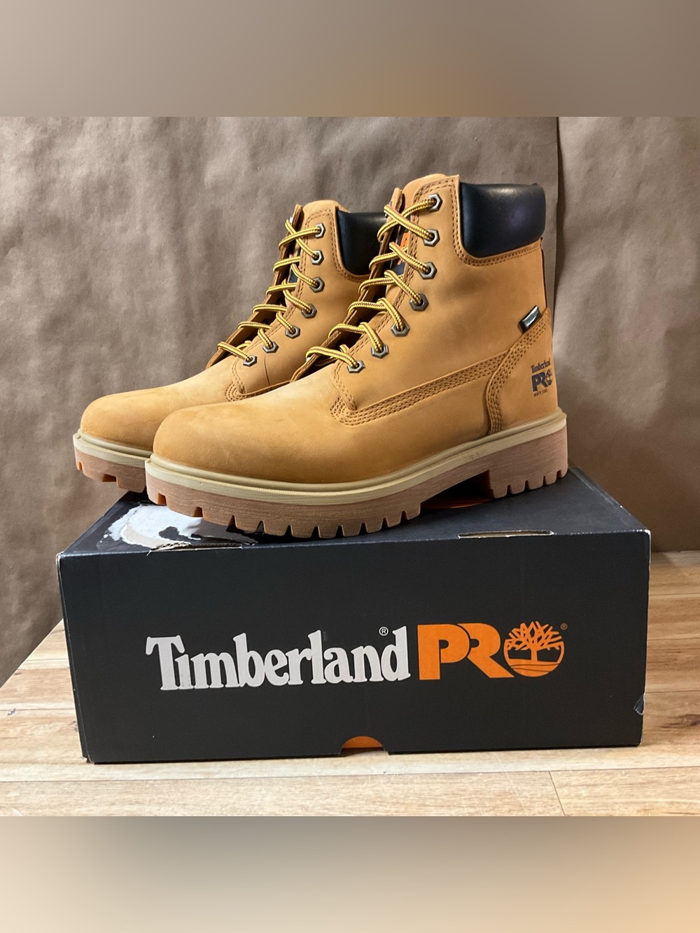 Men’s Timberland Pro Direct Attach 6” Soft Toe Direct Attach Boots 8 Waterproof